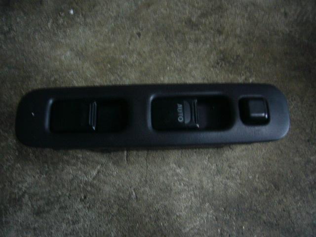 【中古】中古部品 アルト HA23S パワーウインドウスイッチ 【3310410000-000763706561900】