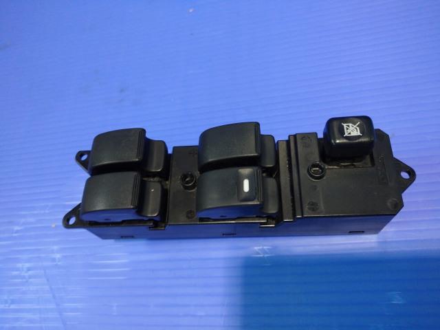 【中古】中古部品 eKワゴン H82W パワーウインドウスイッチ 【3310050100-220303000261900】