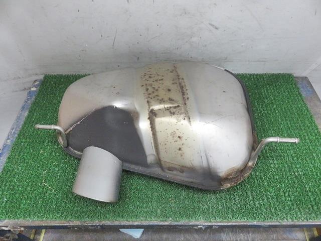 【中古】中古部品 BMW 1シリーズ UD20 リアマフラー 【3330380100-000034025922500】