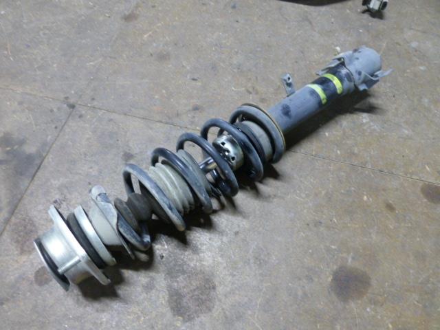 【中古】中古部品 タント L350S 右フロントストラット 【3310410000-001153770650110】