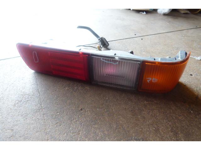 【中古】中古部品 エブリィ DE51V 右テールランプ 【3310410000-000962601915500】