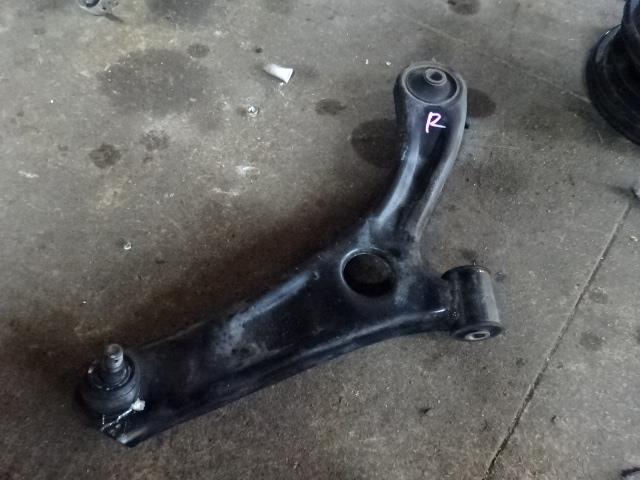 【中古】中古部品 スペーシア MK32S 右フロントロアアーム 【3310410000-001557601751720】