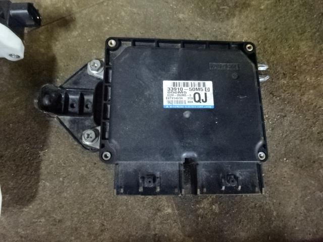 【中古】中古部品 スペーシア MK32S エンジンコンピューター 【3310410000-001557633263100】