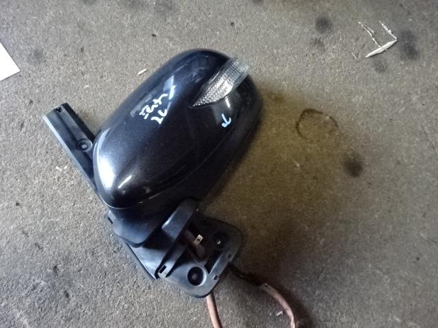 【中古】中古部品 ステラ RN1 右サイドミラー 【3310410000-001463238613500】