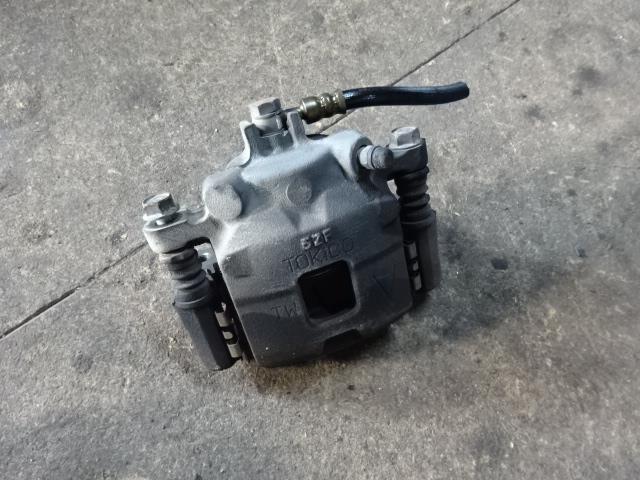 【中古】中古部品 アイ HA1W 左フロントキャリパー 【3310410000-001483511744360】