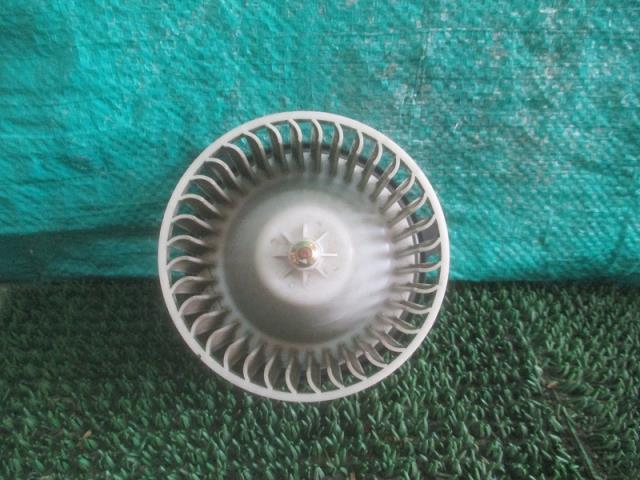 【中古】中古部品 プレオ RA1 ヒーターブロアモーター 【3500080000-220409000867900】