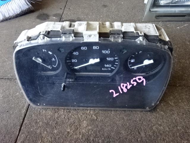 【中古】中古部品 ハイゼット S200P スピードメーター 【3310410000-001458997461400】