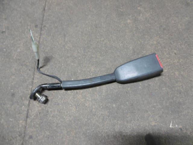 【中古】中古部品 ハイゼット S100P シートベルト 【3310410000-001321993177150】