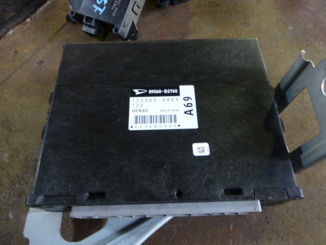 【中古】中古部品 ムーヴラテ L550S エンジンコンピューター 【3310410000-001115506863100】