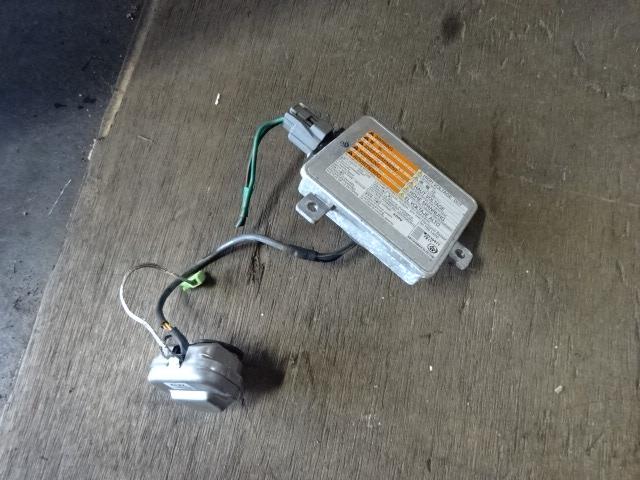 【中古】中古部品 パレット MK21S ライトコントロールユニット 【3310410000-001655756410810】