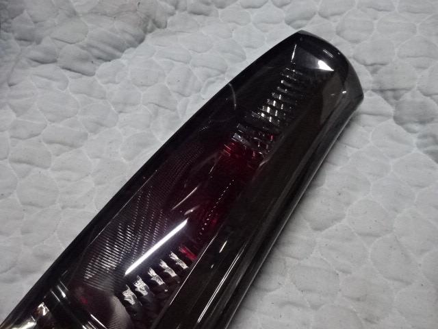 【中古】中古部品 パレット MK21S 右テールランプ 【3310410000-001655756715500】 3