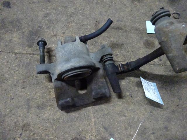 【中古】中古部品 タウンボックス U61W 左フロントキャリパー 【3310410000-001684103144360】