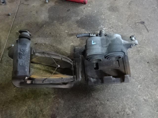 【中古】中古部品 エリシオン RR1 左フロントキャリパー 【3310410000-001485700744360】