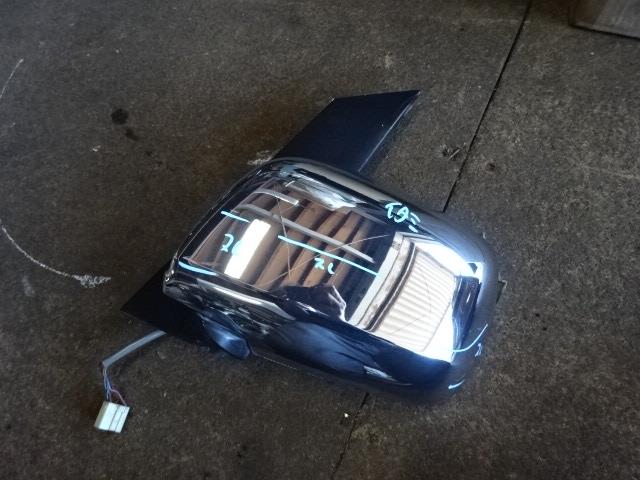 【中古】中古部品 ヴォクシー AZR60G 左サイドミラー 【3310410000-001627951213600】