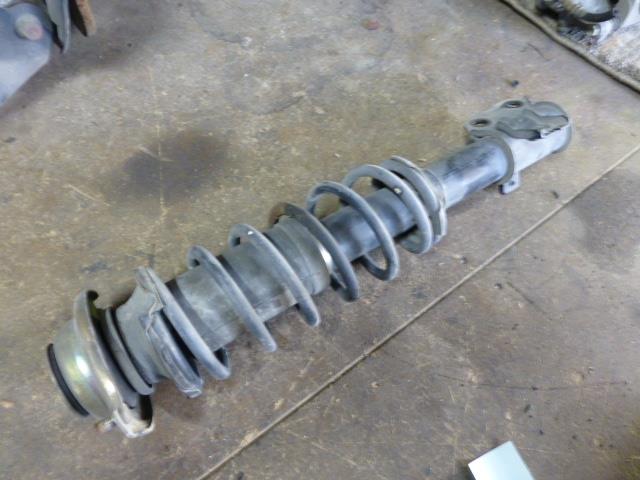 【中古】中古部品 ワゴンR MC21S 左フロントストラット 【3310410000-001156173250210】