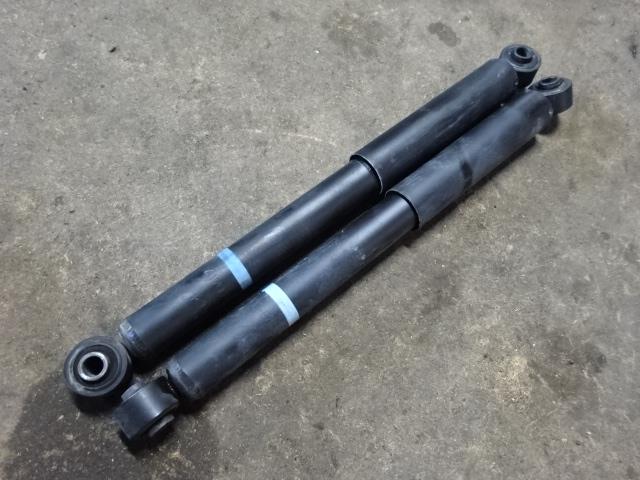 【中古】中古部品 NV100クリッパー DR17V 右リアショックアブソーバー 【3310410000-001541469250700】