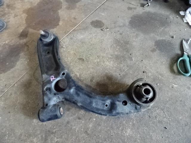 【中古】中古部品 ムーヴ L175S 右フロントロアアーム 【3310410000-001430531051720】