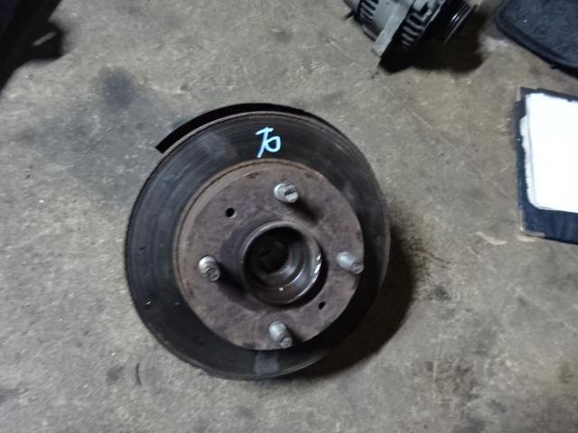【中古】中古部品 サンバー TT2 右フロントナックルハブ 【3310410000-001471617544310】