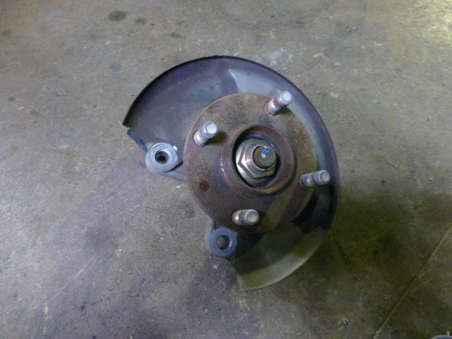 【中古】中古部品 サンバー TV1 右フロントナックルハブ 【3310410000-001130956644310】