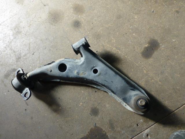 【中古】中古部品 プレオ RV1 右フロントロアアーム 【3310410000-001144004951720】
