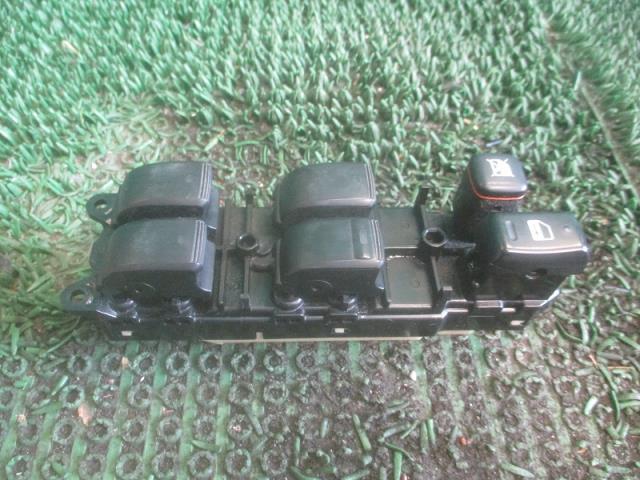 【中古】中古部品 プリウス NHW20 パワーウインドウスイッチ 【3500080000-220421000961900】