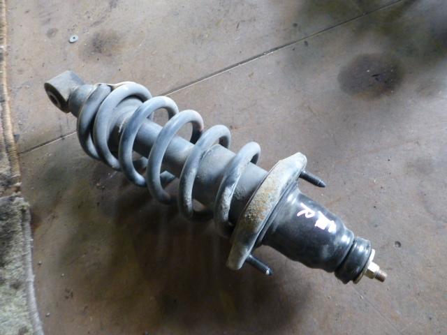 【中古】中古部品 ストリーム RN1 右リアストラット 【3310410000-001063377950310】