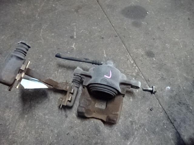 【中古】中古部品 アイ HA1W 左フロントキャリパー 【3310410000-001606957544360】