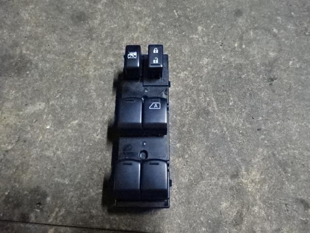 乐天商城 - 【中古】中古部品 マーチ K13 パワーウインドウスイッチ 【3310410000-001526901261900】