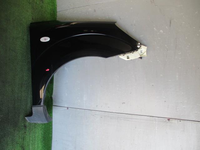 【中古】中古部品 ベリーサ DC5R 右フロントフェンダー 【3330560100-220805000110600】