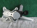 【中古】中古部品 アクア NHP10 右リアドアレギュレータ・モーター 【3310420000-000002122113320】