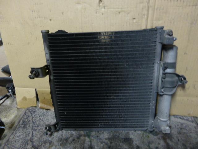 【中古】中古部品 プレオ RA1 コンデンサー 【3310410000-001087061260600】