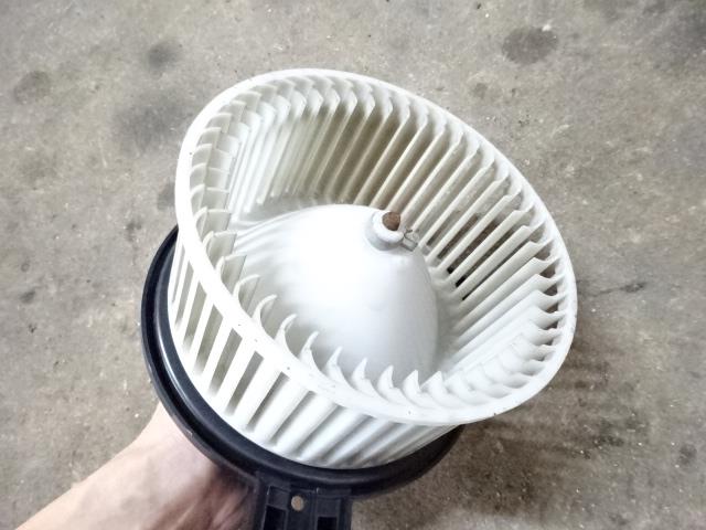 【中古】中古部品 アテンザ GGES ヒーターブロアモーター 【3310410000-001555608067900】 2