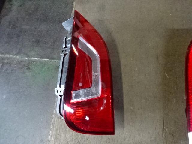 【中古】中古部品 VW アップ！ AACHY 左テールランプ 【3310410000-001658687515600】