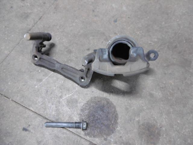 【中古】中古部品 トッポBJ H42A 左フロントキャリパー 【3310410000-001249196544360】