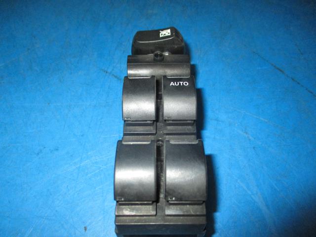 【中古】中古部品 ラパン HE22S パワーウインドウスイッチ 【3310160100-000183139661900】