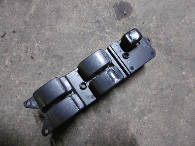 乐天商城 - 【中古】中古部品 eKワゴン H82W パワーウインドウスイッチ 【3310410000-001340761861900】