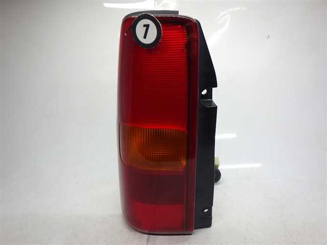 【中古】中古部品 ジムニー JB23W 左テールランプ 【3330990500-220427000615600】