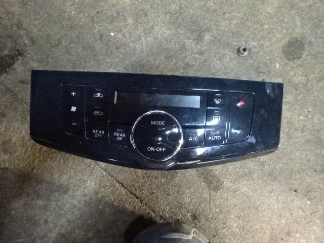 【中古】中古部品 セレナ C26 A/Cスイッチパネル 【3310410000-001629997360900】