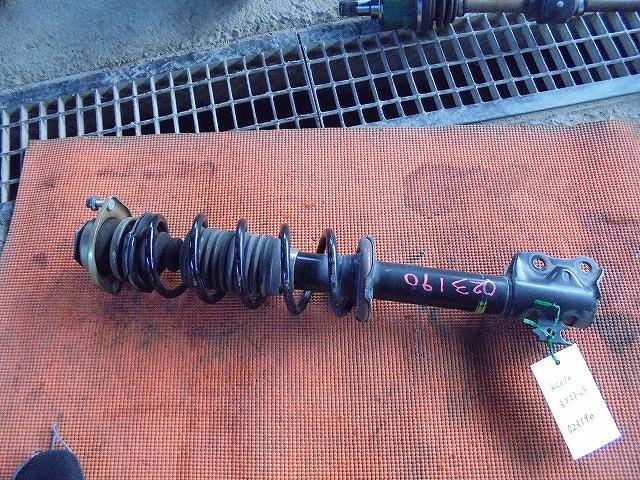 【中古】中古部品 パッソ KGC10 左フロントストラット 【3340030100-001408291150210】