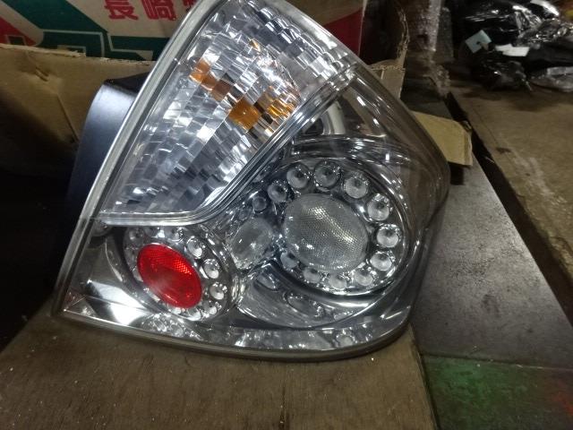 【中古】中古部品 フーガ PY50 右テールランプ 【3310410000-001608505515500】