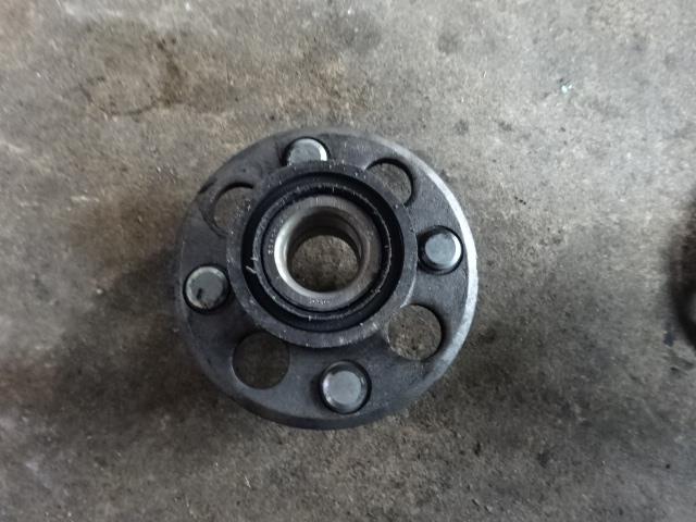 【中古】中古部品 ライフ JC1 リアハブ 【3310410000-001572749044470】