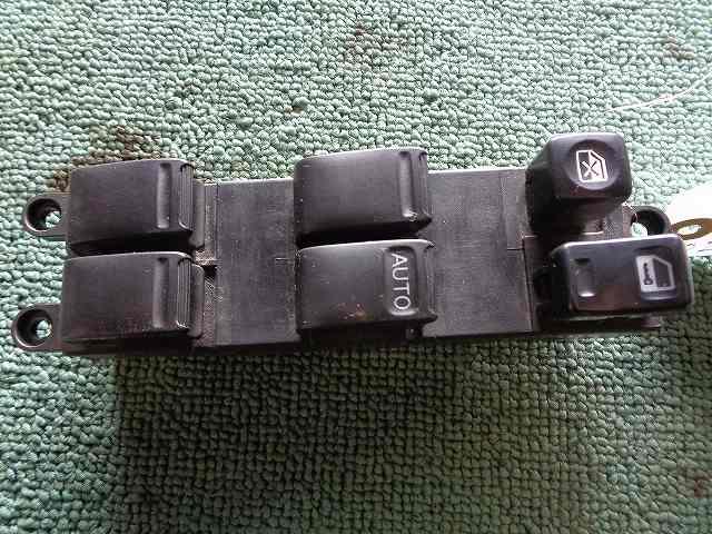 【中古】中古部品 セレナ PC24 パワーウインドウスイッチ 【3340030100-001609862061900】