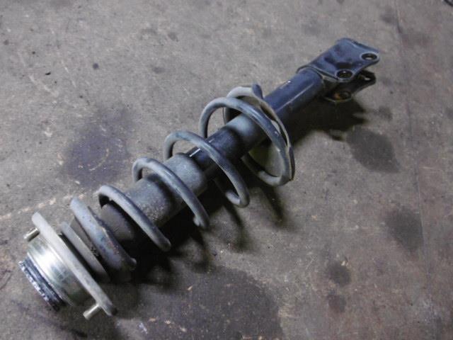 【中古】中古部品 キャリィ DA52T 右フロントストラット 【3310410000-001380407050110】