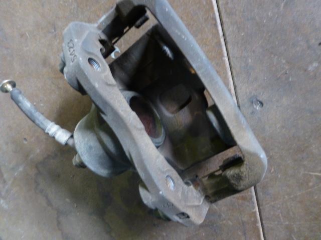 【中古】中古部品 キューブ BZ11 右フロントキャリパー 【3310410000-001004325144330】