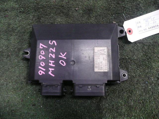 【中古】中古部品 ワゴンR MH22S エンジンコンピューター 【3310300100-220803000263100】