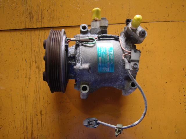 【中古】中古部品 ライフ JB5 A/Cコンプレッサー 【3340220100-000223028060700】