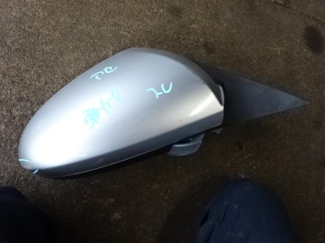 【中古】中古部品 ウイングロード WFY11 右サイドミラー 【3310410000-001535714113500】