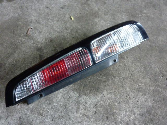 【中古】中古部品 キューブ AZ10 右テールランプ 【3310410000-000841528915500】