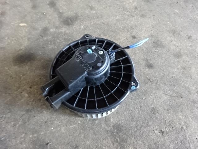 【中古】中古部品 ムーヴ L150S ヒーターブロアモーター 【3310410000-001469101367900】