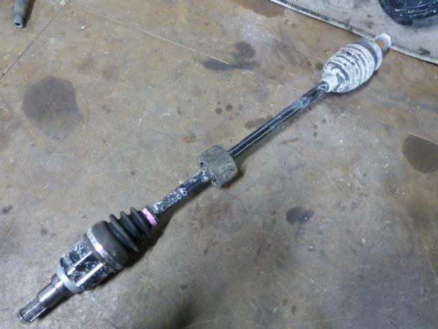 【中古】中古部品 ワゴンR MH34S 右フロントドライブシャフト 【3310410000-001169393242100】